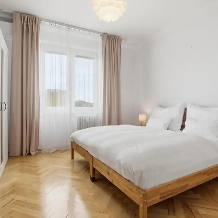 Bright With Balcony And Air Conditioning In Ruzinov Bratislava
