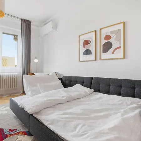 Bright With Balcony And Air Conditioning In Ruzinov *